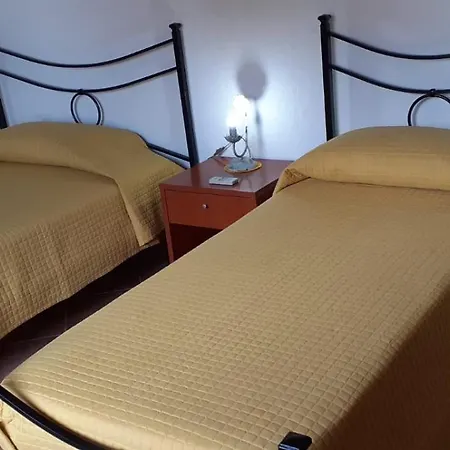 Bed & Breakfast I Menhir 3*