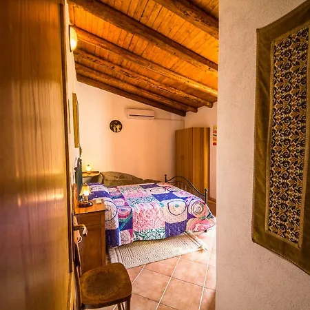 Bed & Breakfast I Menhir Sorgono